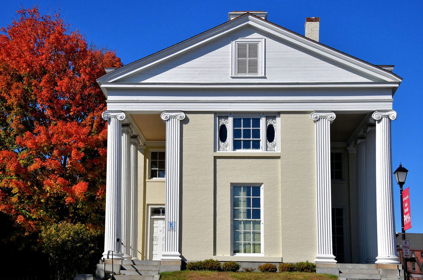 exterior of Charles Clapp house